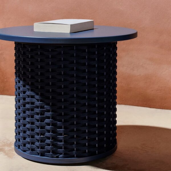 Modrý zahradní odkládací stolek Kave Home Sedalis 50 cm