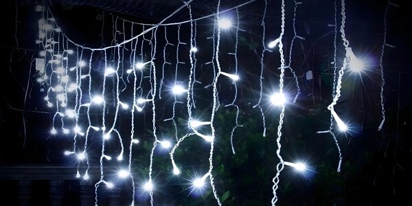 Světelný závěs Rampouchy Studená bílá 300 LED 1000 cm