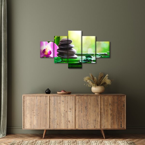 Obraz masážních kamenů a orchidee na vodě (125x70 cm)