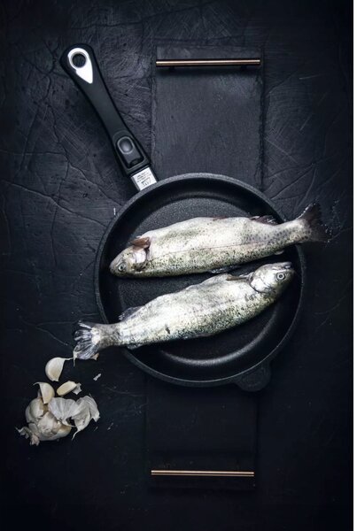 Pánev na ryby AMT Gastroguss 41 cm s nepřilnavým povrchem