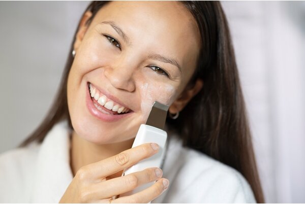 Concept PO2030 - Kosmetická ultrazvuková špachtle PERFECT SKIN 2,5W/5V USB bílá