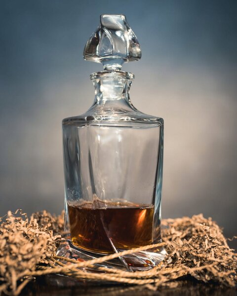 BOHEMIA QUADRO KARAFA NA WHISKY 850 ML SKLO