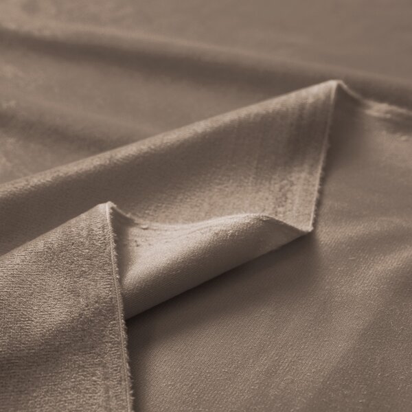 Biante Sametový závěs Velvet Premium SVP-005 Světle hnědý - šířka 135 cm 135x140 cm