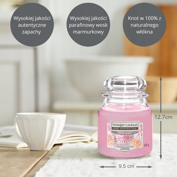 Tradiční parafinová svíčka SUGARED BLOSSOM Yankee Candle