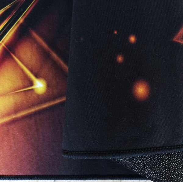 Koberec BLACK and GOLD N 14