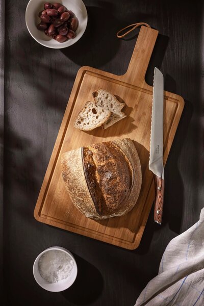 Eva Solo Nordic Kitchen nůž na chléb 24 cm – damascénská ocel, zubaté ostří na pečivo