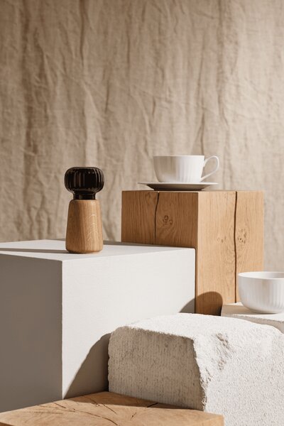Kähler Design Dřevěný mlýnek Hammershøi Black - S KD424