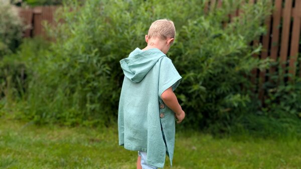 Nelly Pončo dětské super soft -zelená - kratší verze Rozměr: 98 - 116 cm