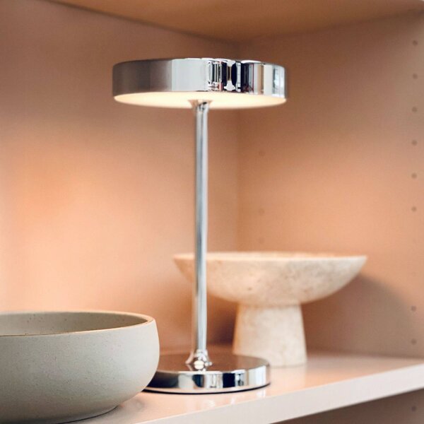 Dyberg Larsen LED stolní lampa na baterie Starlight, chrom, kov, stmívatelný, Chrom / stříbro, Obývací pokoj / jídelna, kov, Skandinávský