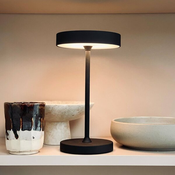 Dyberg Larsen LED stolní lampa na baterie Starlight, černá, kov, stmívatelný, Černá, Obývací pokoj / jídelna, kov, Skandinávský