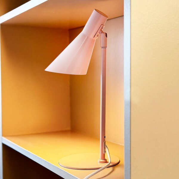 Dyberg Larsen stolní lampa DL12 Mini, růžová, E14, kov, Fialová / růžová / barva růže, Obývací pokoj / jídelna, kov, Skandinávský