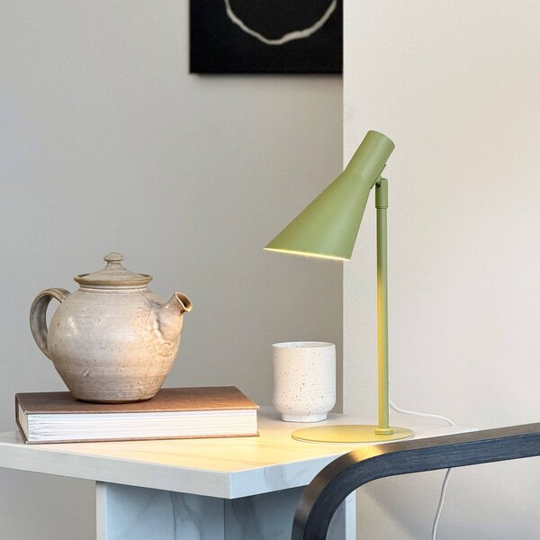 Dyberg Larsen stolní lampa DL12 Mini, zelená, E14, kov, Zelená, Obývací pokoj / jídelna, kov, Skandinávský