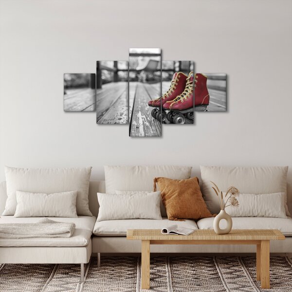 Obraz červených starých kolečkových bot (125x70 cm)