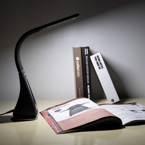 Stolní LED lampa Lilly, nastavitelné rameno, kožený vzhled, černá 107702