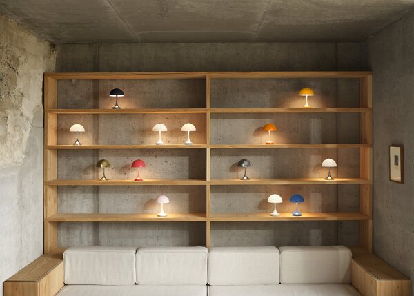 Bezdrátová lampa Panthella v3 bílá