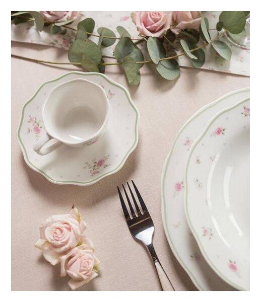 Bílý porcelánový tác Brandani Nonna Rosa
