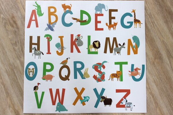 Barevná abeceda textilní přelepitelné samolepky na zeď arch 46 x 43 cm