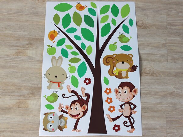 Strom s opičkami a zvířátky textilní přelepitelné samolepky na zeď arch 31 x 46 cm