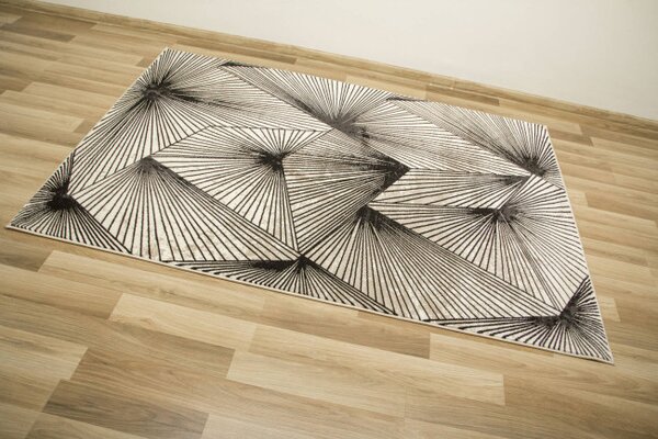 Koberec Studio E840A Geometrie černý / krémový