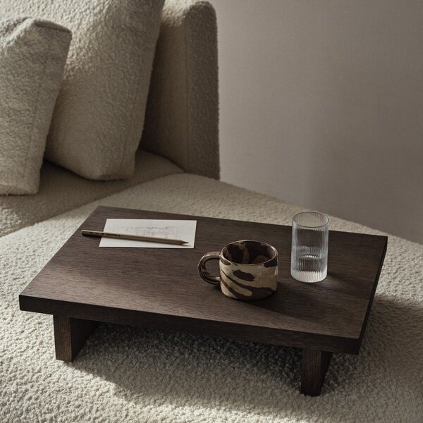 Odkládací stolek z dubové dýhy Kona Dark Stained
