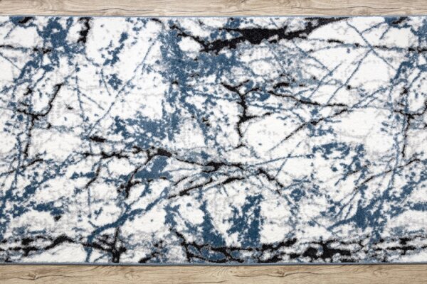 Běhoun COZY 8871 Marble nebeský