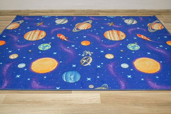 Associated Weavers Dětský kusový koberec Galaxy Vesmír Planety modrý Rozměr: 100x150 cm