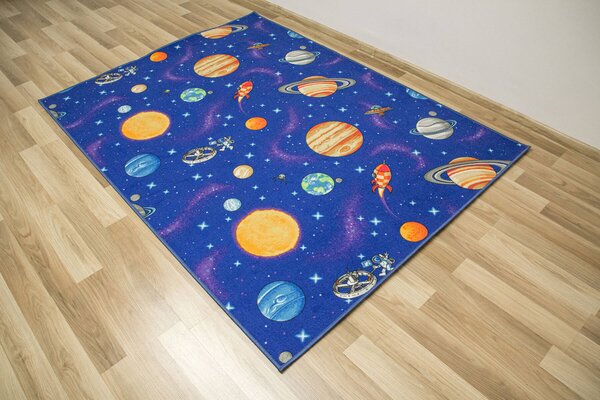 Associated Weavers Dětský kusový koberec Galaxy Vesmír Planety modrý Rozměr: 100x150 cm