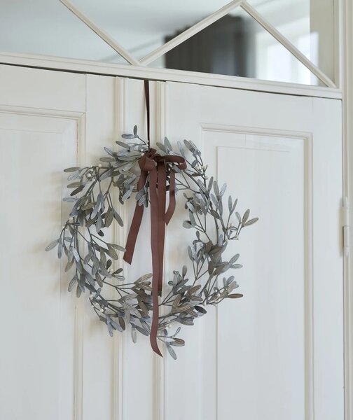 Lene Bjerre Dekorativní věnec Mistlia Mistletoe Light Grey - 64 cm LB321
