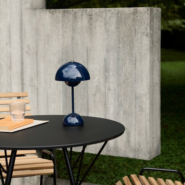 Stolní lampa &Tradition, Flowerpot VP9, stmívatelné, Modrá, Obývací pokoj, Plast, Design
