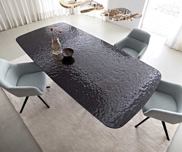 DELIFE Jídelní stůl Edge oválný 240x120 sklo s reliéfem kouřově černé 3D design křížová podnož obdélník černá
