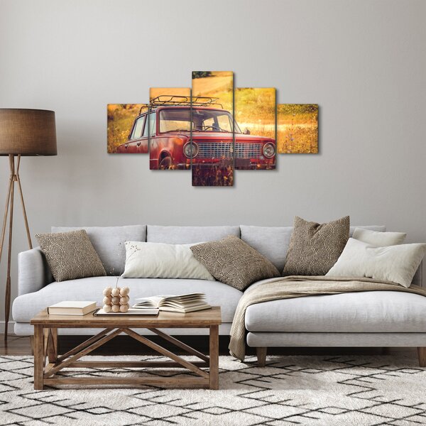 Obraz auta v poli (125x70 cm)