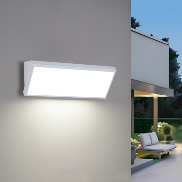Brilagi - LED Venkovní nástěnné svítidlo TRIANGLE LED/42W/230V bílá IP65