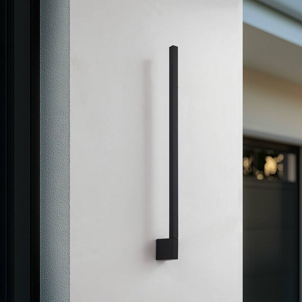 Lindby LED nástěnné světlo Neano, 80 cm, černé, kov, IP54, Černá, Hliník, Moderní