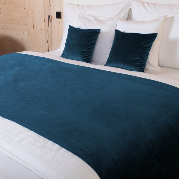 Biante Sametový přehoz/běhoun na postel Velvet Premium SVP-028 Petrolejově modrý 50x180 cm