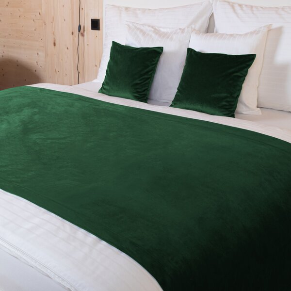 Biante Sametový přehoz/běhoun na postel Velvet Premium SVP-032 Zelený Na míru