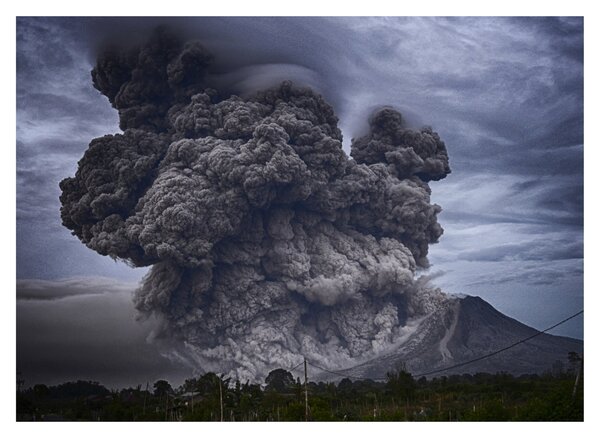Obraz - Sopečná erupce (70x50 cm)