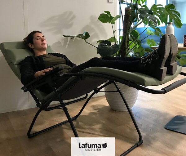 Profi zdravotní relaxační křeslo VITAL zelená Sauge