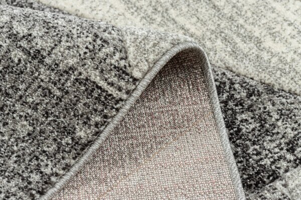 Koberec FEEL 5673/16811 HERRINGBONE černý / šedý / krémový