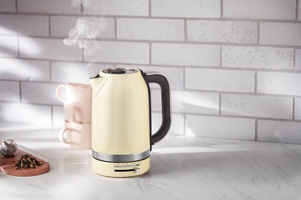 Rychlovarná konvice KitchenAid s regulací teploty 1,7 l litinová