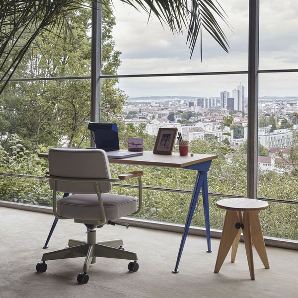 Vitra designové stolní lampy Lampe de Bureau