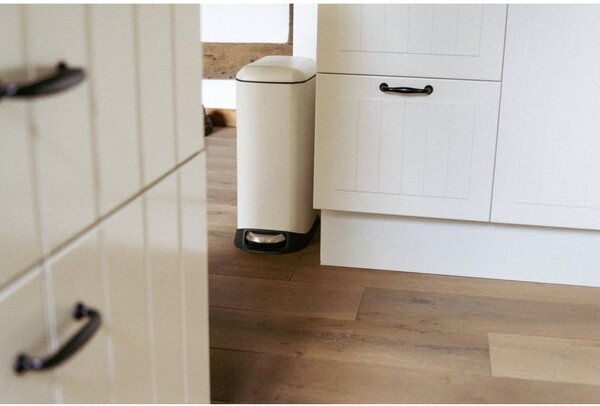Krémový nášlapný ocelový odpadkový koš 12 l Design – Wenko