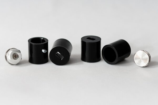 Regnis LOX, topné těleso 300x570mm, 401W, černá matná, LOX60/30/D300/BLACK