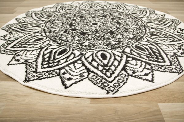 Koberec Lima G754A mandala, bílý / černý kruh