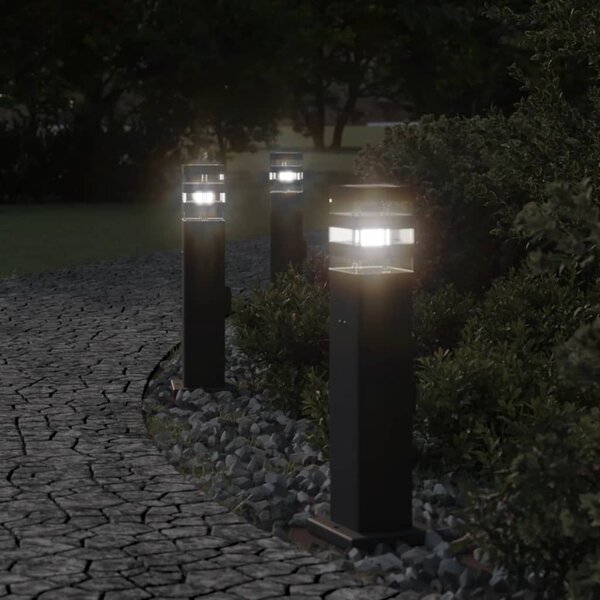 Venkovní stojací lampa se zásuvkou černá 50 cm hliník