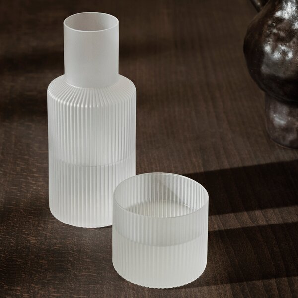 FERM LIVING Karafa Ripple 1 l, Frosted