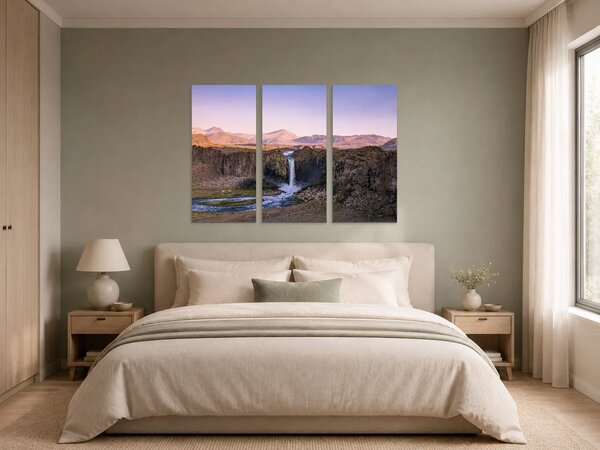 Vodopád v horském kaňonu – Třídílný obraz A, 90 × 60 cm