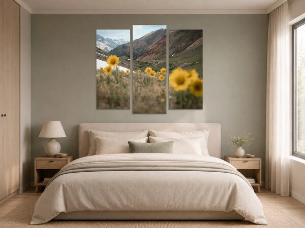 Horské údolí se žlutými květy – Třídílný obraz B, 120 × 100 cm