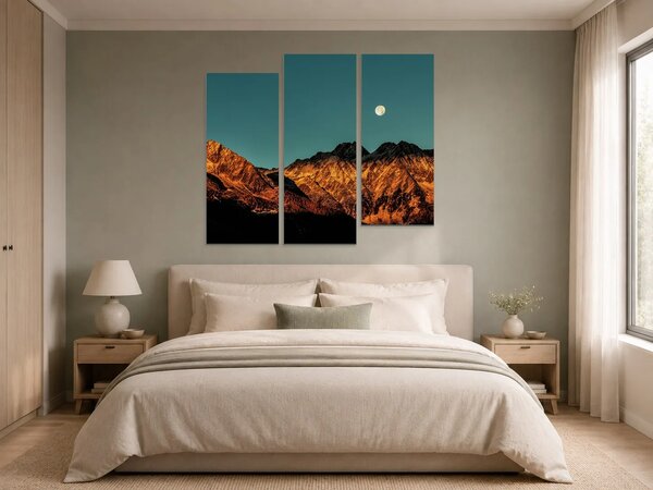 Měsíc nad horskými štíty – Třídílný obraz C, 120 × 100 cm