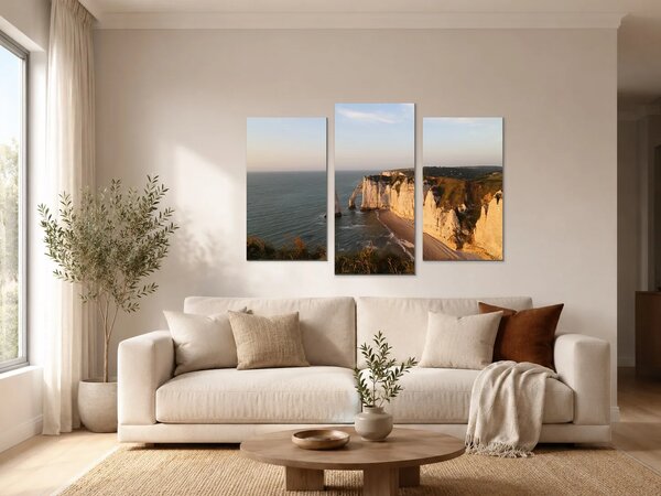 Útesy Étretat v teplém večerním světle – Třídílný obraz B, 90 × 60 cm