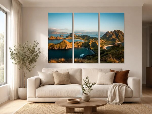 Zlaté světlo nad horskými zátokami – Třídílný obraz A, 150 × 100 cm